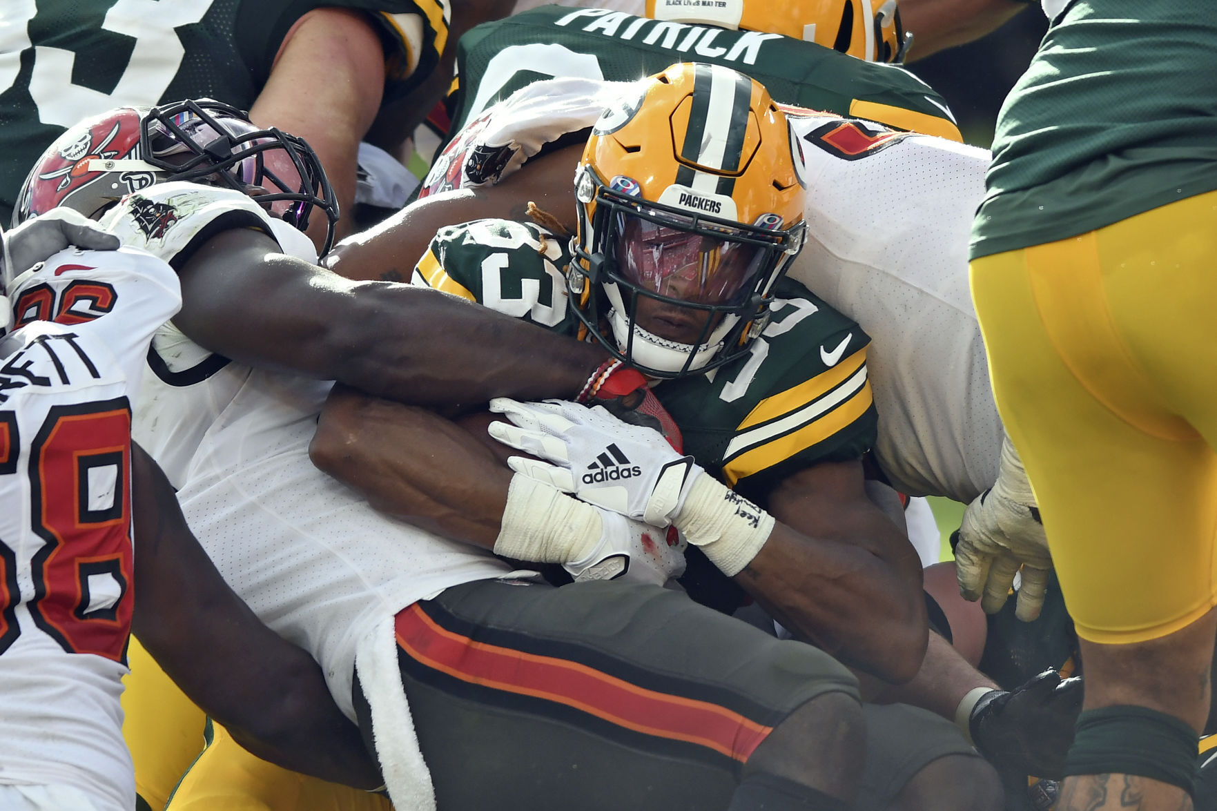 Buccaneers 38, Packers 10